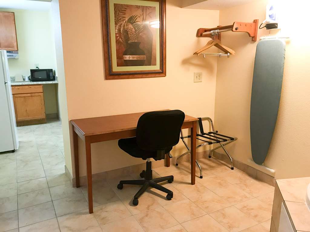 Rodeway Inn & Suites Macon Ruang foto